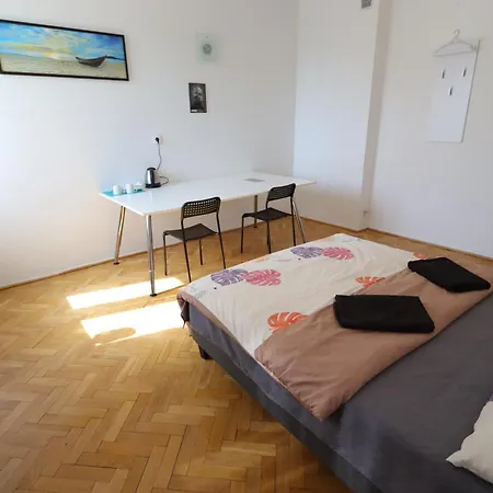 Fantastic-inn - Ordynacka * Varsó